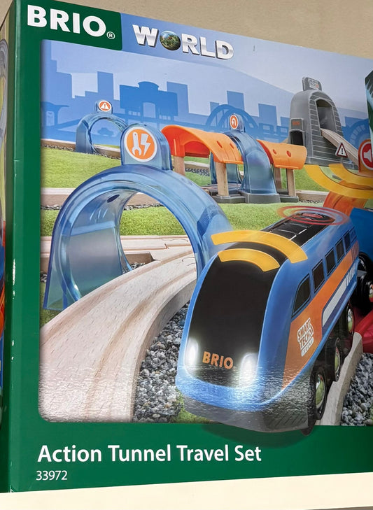 Brio World 33972 Smart Tech Sound Action Tunnel Reisezug Set – Elektrischer Zug mit Schienen & Tunnel Action Tunnel
