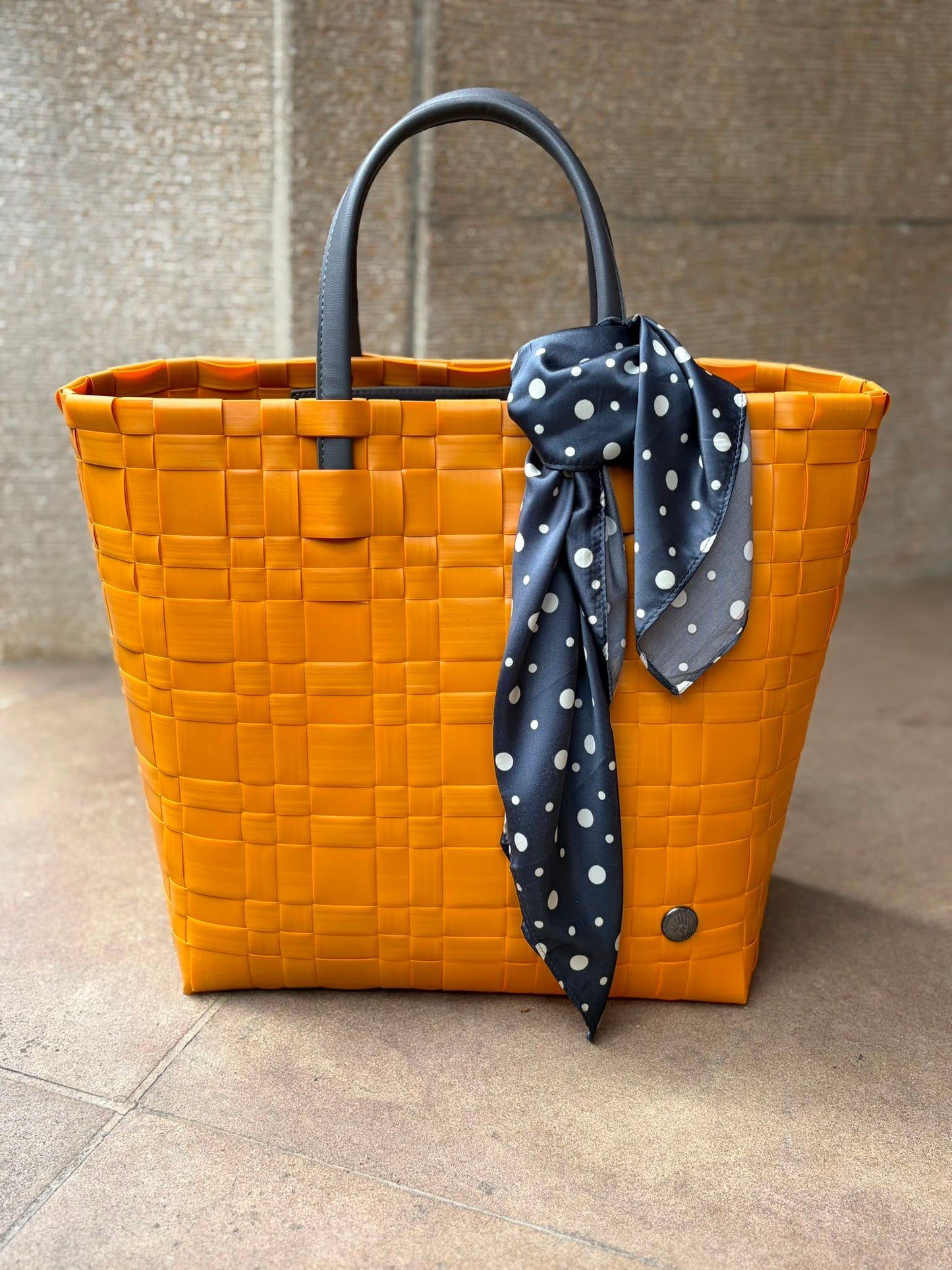 Handed By Bliss Shopper